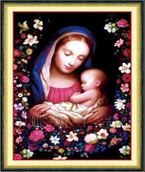Những bức tranh thêu chữ thập Đức Mẹ đơn giản mà đẹp