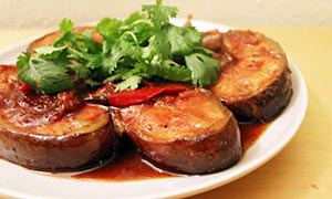 Cách kho cá thu nướng ngon - hình ảnh