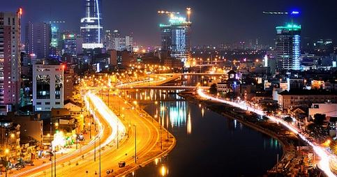 Ngắm mình và hoà mình vào thành phố về đêm - hình ảnh