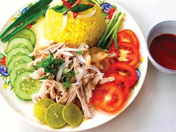 Cách nấu cơm gà Tam Kỳ - hình ảnh