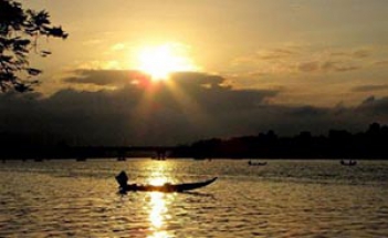 Kinh nghiệm du lịch bụi ở Huế - hình ảnh