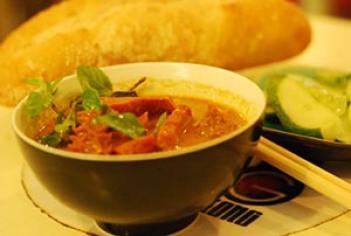Cách nấu phá lấu lòng bò ngon - hình ảnh