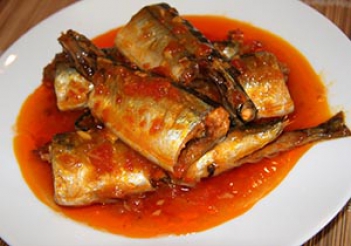 Cá nục kho cà chua thơm ngon - hình ảnh