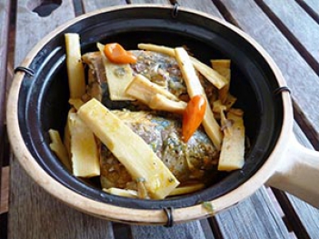 Cá nục kho măng - hình ảnh
