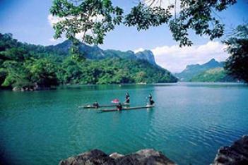 Đi du lịch Hồ Ba Bể Bắc Kạn - hình ảnh
