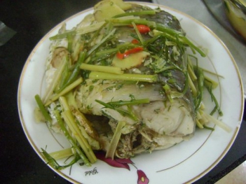 Cách hấp cá trắm ngon - hình ảnh