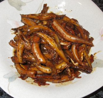 Cá cơm kho tiêu - hình ảnh