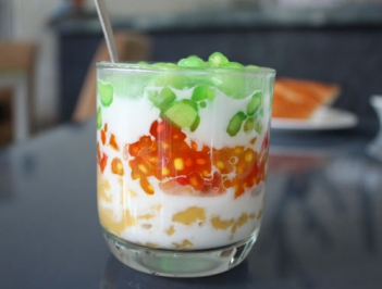 Cách nấu chè sương sa hạt lựu ngon - hình ảnh