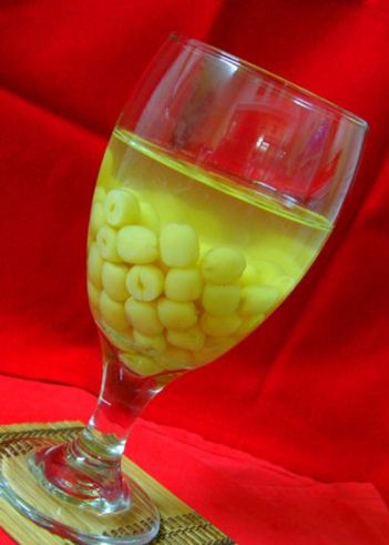 Cách nấu chè hạt sen tươi ngon - hình ảnh