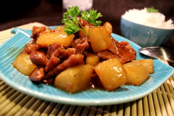 Cách làm thịt kho củ cải thơm ngon - hình ảnh