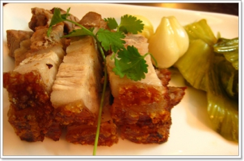 Cách làm thịt quay giòn bì thơm ngon, hấp dẫn - hình ảnh