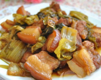 Thịt kho dưa chua thơm ngon - hình ảnh