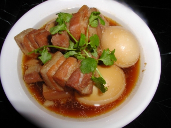 Món thịt kho trứng ngon nhất - hình ảnh