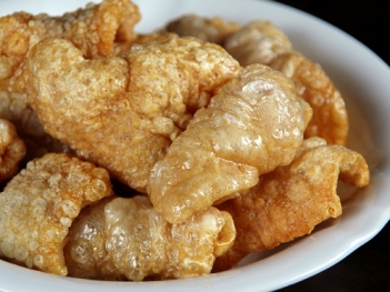 Bì lợn chiên giòn hấp dẫn - hình ảnh