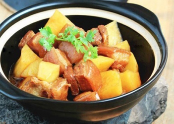 Món ăn với thịt lợn ngon - hình ảnh