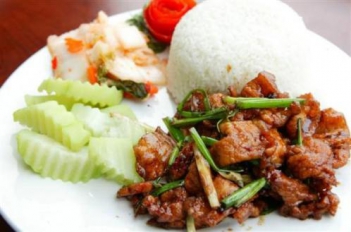 Cách làm món thịt ba chỉ rang cháy cạnh ăn ngon - hình ảnh