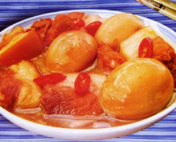 Cách làm thịt kho trứng nước dừa đơn giản nhất - hình ảnh