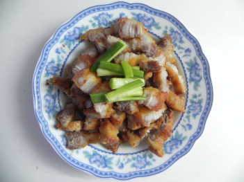 Món thịt ba chỉ chiên nước mắm thơm nức - hình ảnh