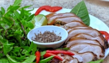 Cách làm thịt lợn mán hấp cho bữa cơm đặc biệt - hình ảnh