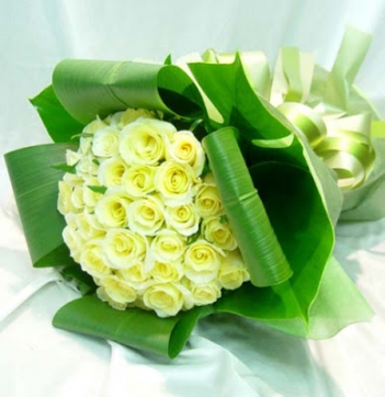 Cách bó hoa hồng đẹp nhất - hình ảnh