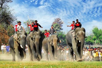 Lễ hội đua Voi ở Tây Nguyên - hình ảnh