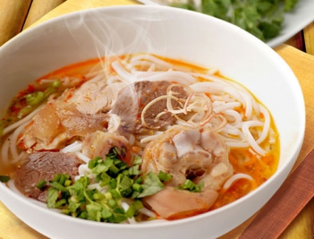 Cách nấu nước phở ngon đậm đà - hình ảnh