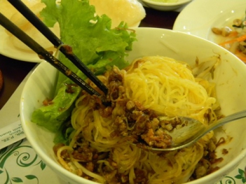 Hướng dẫn cách nấu phở Gia Lai - hình ảnh