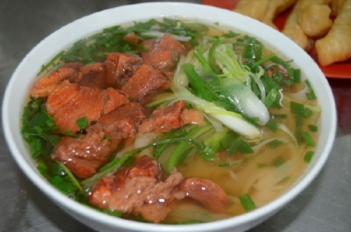 Cách nấu phở bò sốt vang đơn giản nhưng vô cùng đậm đà - hình ảnh