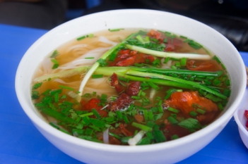 Cách nấu phở bò sốt vang Hà Nội ngon đúng điệu - hình ảnh