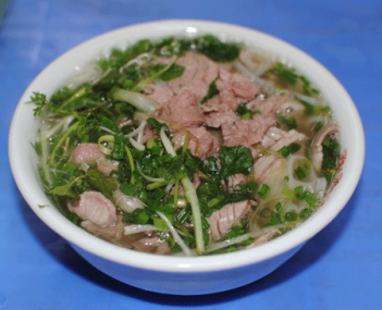 Cách nấu phở bò ngon nhất ngày mưa - hình ảnh