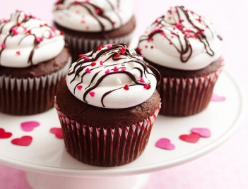 Cách làm kem bơ trang trí cupcake đơn giản nhất - hình ảnh