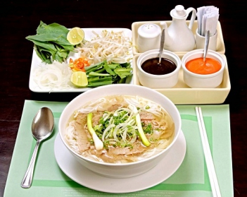 Cách nấu phở bò kho ngon độc đáo - hình ảnh