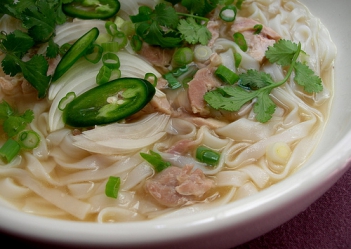Cách nấu phở bò để bán đắt hàng - hình ảnh