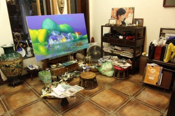 Lận đận phòng tranh sáng tác của họa sĩ không tên tuổi - hình ảnh