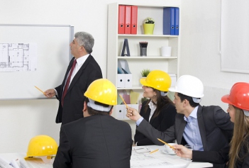 Nội dung nào cần được đưa vào huấn luyện an toàn? - hình ảnh