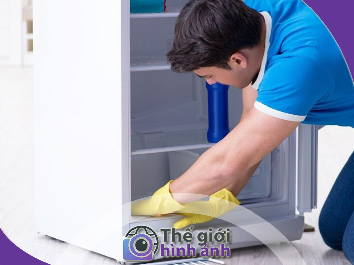 Cách xử lý tủ lạnh Hitachi bị chảy nước ngăn mát tại nhà - hình ảnh